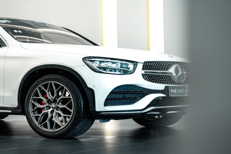 Mercedes GLC 300 Coupe 2024: Mẫu xe thể thao sang trọng với động cơ mạnh mẽ