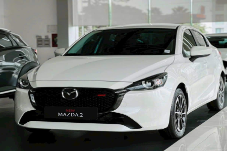 Đánh giá chi tiết về thông số xe Mazda 2 Hatchback 2024