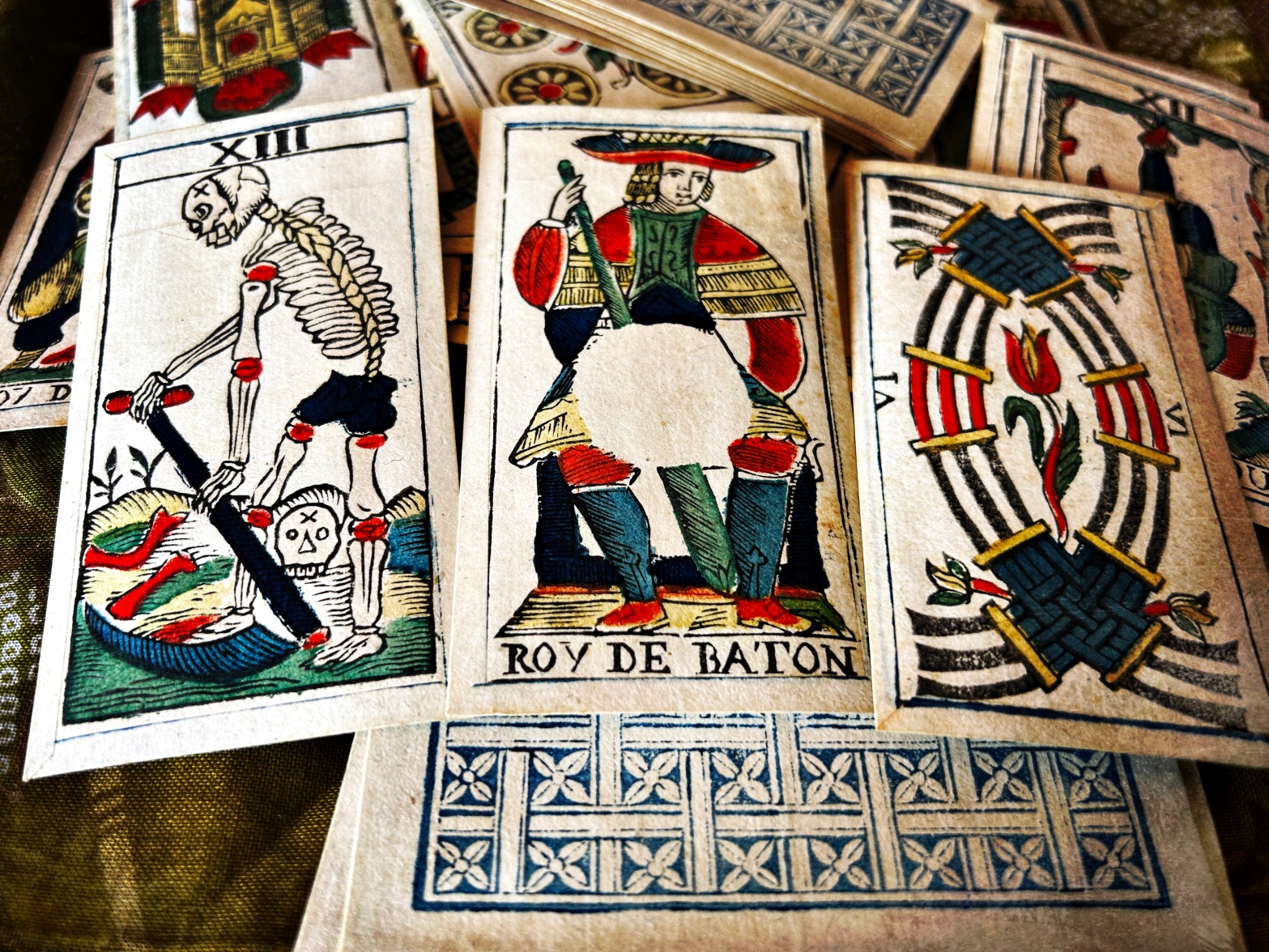 How to read tarot de marseille cards learn meanings fast for beginners
